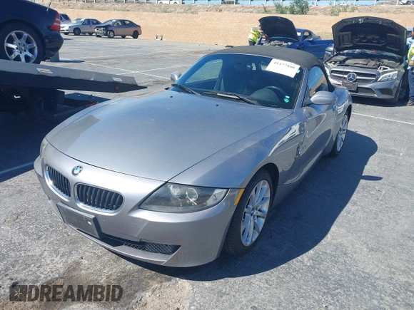 2006 BMW Z4 3.0i with VIN 4USBU33556LW68934, listed as a IAAI auction lot 41472800 with 108,983 mi miles and . Bid and sale history available at DreamBid. Image 2.