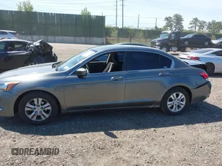 2009 Honda Accord LX-P z VIN 1HGCP26419A020281, wystawiony jako IAAI lot #42160526 z przebiegiem 124 473 mil mil oraz . Historia ofert i sprzedaży dostępna na DreamBid. Obrazek 14.