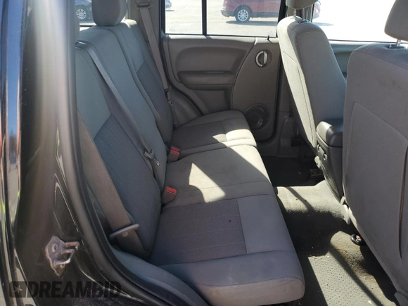 2006 Jeep Liberty Limited z VIN 1J8GL58K16W217595, wystawiony jako Copart lot #49732595 z przebiegiem 117 084 mil mil oraz Szkoda całkowita • Salvage title. Historia ofert i sprzedaży dostępna na DreamBid. Obrazek 11.
