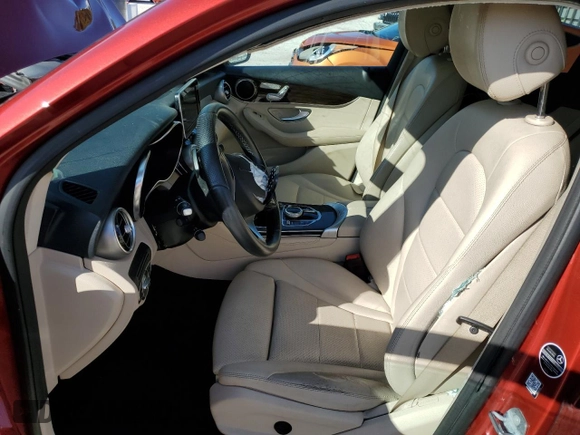 2019 Mercedes-Benz GLC 300 with VIN WDC0G4JB3KV146234, listed as a Copart auction lot 49137375 with 83,465 mi miles and Clean title. Bid and sale history available at DreamBid. Image 7.