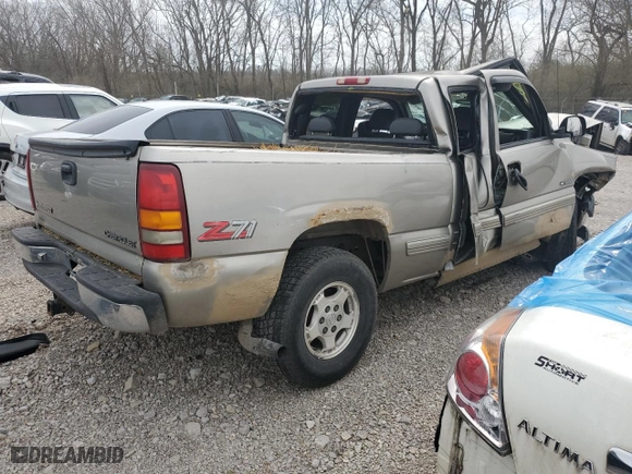 1999 Chevrolet Silverado 1500 LT with VIN 2GCEK19T9X1206323, listed as a Copart auction lot 49219335 with 0 mi miles and Salvage Title. Bid and sale history available at carsss.com. Image 3.