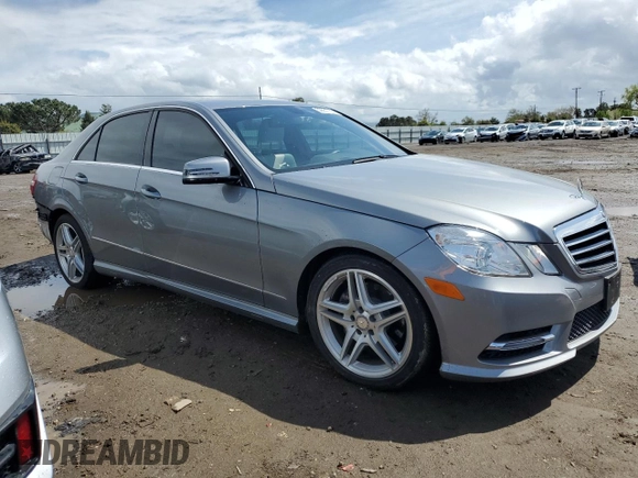 2013 Mercedes-Benz E 350 Luxury with VIN WDDHF5KB2DA735971, listed as a Copart auction lot 50551735 with 67,566 mi miles and Salvage Title. Bid and sale history available at DreamBid. Image 4.