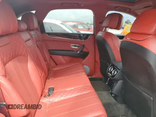 2018 Bentley Bentayga Signature z VIN SJAAC2ZVXJC016875, wystawiony jako Copart lot #56658603 z przebiegiem 44 094 mil mil oraz . Historia ofert i sprzedaży dostępna na DreamBid. Obrazek 11.