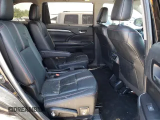 2019 Toyota Highlander SE with VIN 5TDJZRFH4KS594586, listed as a Copart auction lot 54616435 with 122,328 mi miles and Clean title. Bid and sale history available at DreamBid. Image 11.