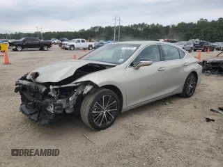 2023 Lexus ES 350 z VIN 58ADZ1B12PU141873, wystawiony jako Copart lot #57501655 z przebiegiem 8 657 mil mil oraz Szkoda całkowita • Salvage title. Historia ofert i sprzedaży dostępna na DreamBid. Obrazek 1.