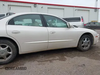 2002 Oldsmobile Aurora with VIN 1G3GS64C124127044, listed as a IAAI auction lot 41770179 with 119,841 mi miles and . Bid and sale history available at DreamBid. Image 13.