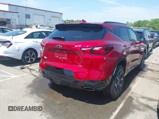 2022 Chevrolet Blazer RS z VIN 3GNKBERS7NS158265, wystawiony jako IAAI lot #42033744 z przebiegiem 60 893 mil mil oraz . Historia ofert i sprzedaży dostępna na DreamBid. Obrazek 4.