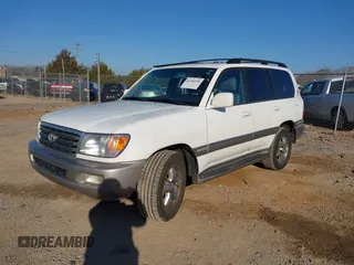 2005 Toyota Land Cruiser z VIN JTEHT05J952078683, wystawiony jako IAAI lot #41769150 z przebiegiem 299 737 mil mil oraz . Historia ofert i sprzedaży dostępna na DreamBid. Obrazek 2.