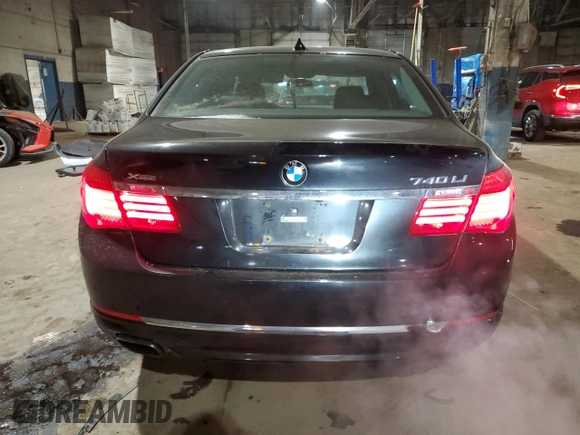2015 BMW 7 Series 740Li xDrive with VIN WBAYF4C55FG291706, listed as a Copart auction lot 41992355 with 76,483 mi miles and Salvage Title. Bid and sale history available at carsss.com. Image 6.
