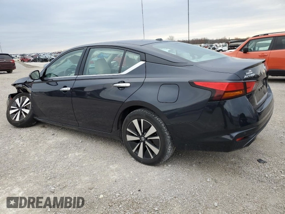 2020 Nissan Altima 2.5 SL with VIN 1N4BL4EW0LC198365, listed as a Copart auction lot 82294514 with 51,563 mi miles and Salvage Title. Bid and sale history available at carsss.com. Image 2.