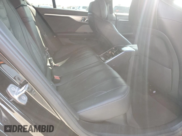 2020 BMW 8 Series M850i with VIN WBAGV8C02LCE34594, listed as a Copart auction lot 50389675 with 37,279 mi miles and Salvage title. Bid and sale history available at DreamBid. Image 10.