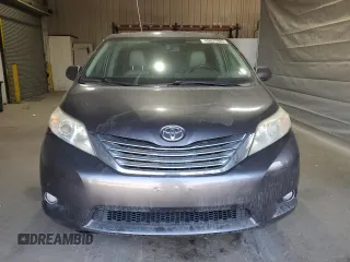 2012 Toyota Sienna XLE с VIN 5TDDK3DC5CS037368, выставлен на аукционе Copart как лот 49626985 с пробегом 164 431 миль миль и Списание • Salvage title. История ставок и продаж доступна на DreamBid. Изображение 5.