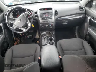 2014 Kia Sorento LX with VIN 5XYKTCA62EG506628, listed as a Copart auction lot 52895625 with 133,674 mi miles and Salvage Title. Bid and sale history available at carsss.com. Image 8.