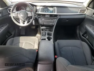2020 Kia Optima LX z VIN 5XXGT4L37LG427763, wystawiony jako Copart lot #54262455 z przebiegiem 26 965 mil mil oraz Szkoda całkowita • Salvage title. Historia ofert i sprzedaży dostępna na DreamBid. Obrazek 8.