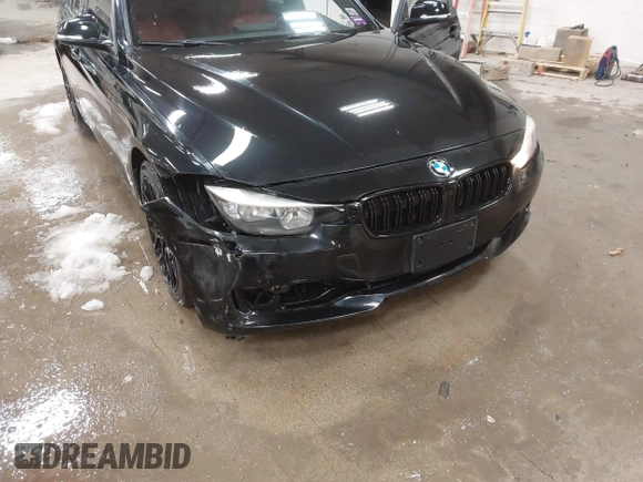 2013 BMW 3 Series 328i xDrive with VIN WBA3B3C5XDF532372, listed as a IAAI auction lot 41876130 with 121,545 mi miles and . Bid and sale history available at DreamBid. Image 6.