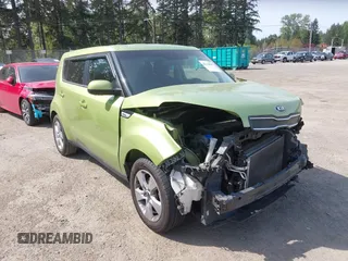 2019 Kia Soul z VIN KNDJN2A27K7919179, wystawiony jako IAAI lot #42110583 z przebiegiem 84 168 mil mil oraz . Historia ofert i sprzedaży dostępna na DreamBid. Obrazek 1.