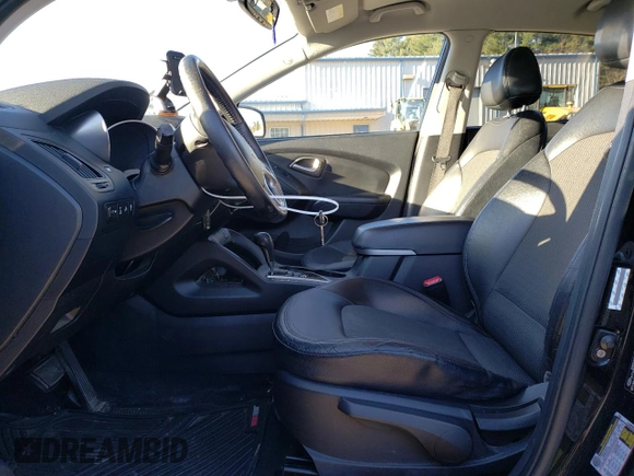 2011 Hyundai Tucson Limited with VIN KM8JUCAC9BU202233, listed as a Copart auction lot 82934464 with 200,297 mi miles and Non Repairable. Bid and sale history available at DreamBid. Image 7.