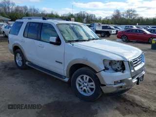 2006 Ford Explorer Eddie Bauer z VIN 1FMEU74E16UA44448, wystawiony jako IAAI lot #42048438 z przebiegiem 209 904 mil mil oraz . Historia ofert i sprzedaży dostępna na DreamBid. Obrazek 1.