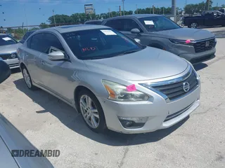 2013 Nissan Altima SL with VIN 1N4BL3AP5DC197111, listed as a IAAI auction lot 41824202 with 118,406 mi miles and . Bid and sale history available at DreamBid. Image 1.