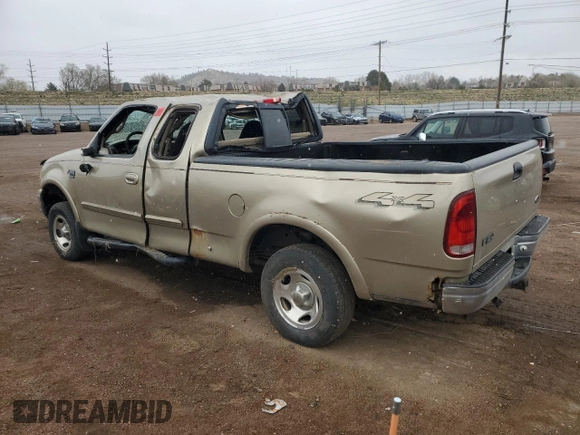 2000 Ford F-150 XL with VIN 1FTRX18LXYKA36124, listed as a Copart auction lot 51650385 with 0 mi miles and Salvage Title. Bid and sale history available at carsss.com. Image 2.