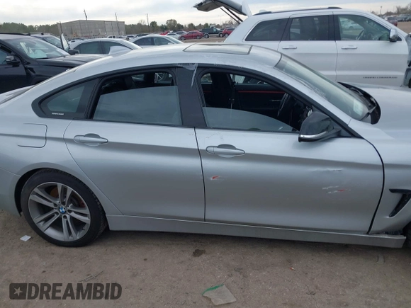 2015 BMW 4 Series 435i xDrive z VIN WBA4B3C58FD670236, wystawiony jako IAAI lot #41364258 z przebiegiem 126 362 mil mil oraz . Historia ofert i sprzedaży dostępna na DreamBid. Obrazek 13.
