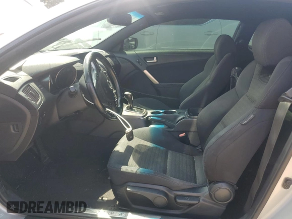 2016 Hyundai Genesis Coupe 3.8L Base with VIN KMHHT6KJ1GU135408, listed as a Copart auction lot 54202545 with 119,697 mi miles and Clean title. Bid and sale history available at DreamBid. Image 7.