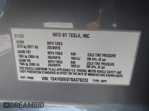2025 Tesla Model Y Long Range with VIN 7SAYGDED7SA376233, listed as a IAAI auction lot 41777876 with 70 mi miles and . Bid and sale history available at DreamBid. Image 9.