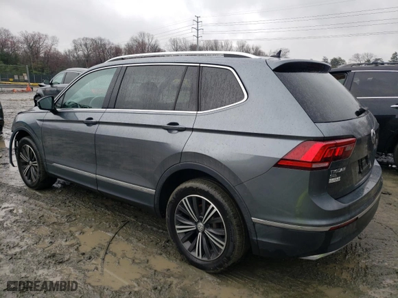 2018 Volkswagen Tiguan SEL with VIN 3VV3B7AX6JM121028, listed as a Copart auction lot 48476485 with 114,919 mi miles and Salvage Title. Bid and sale history available at carsss.com. Image 2.
