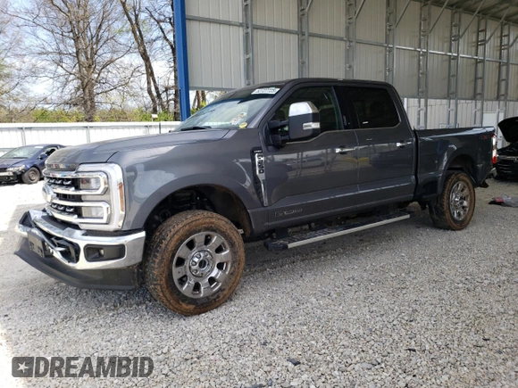 2024 Ford F-250 XL z VIN 1FT8W2BT7RED61911, wystawiony jako Copart lot #52727725 z przebiegiem 32 150 mil mil oraz Szkoda całkowita • Salvage title. Historia ofert i sprzedaży dostępna na DreamBid. Obrazek 1.