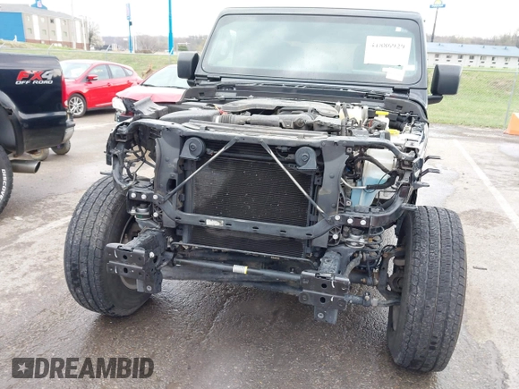 2020 Jeep Gladiator Sport S с VIN 1C6HJTAG8LL122726, выставлен на аукционе IAAI как лот 41886929 с пробегом 82 473 миль миль и . История ставок и продаж доступна на DreamBid. Изображение 6.