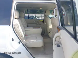 2014 Infiniti QX80 z VIN JN8AZ2NE6E9063136, wystawiony jako IAAI lot #42233348 z przebiegiem 145 988 mil mil oraz . Historia ofert i sprzedaży dostępna na DreamBid. Obrazek 8.