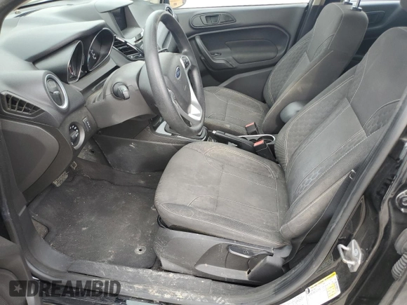 2019 Ford Fiesta SE z VIN 3FADP4BJ5KM144370, wystawiony jako Copart lot #49093915 z przebiegiem Nie podano mil oraz Szkoda całkowita • Salvage title. Historia ofert i sprzedaży dostępna na DreamBid. Obrazek 7.