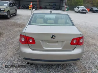 2006 Volkswagen Jetta 2.5L with VIN 3VWSF71K46M702678, listed as a IAAI auction lot 40882527 with 86,506 mi miles and . Bid and sale history available at DreamBid. Image 17.