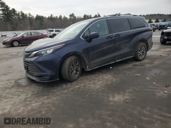 2024 Toyota Sienna LE with VIN 5TDKSKFC9RS113116, listed as a Copart auction lot 88709905 with 23,282 mi miles and Salvage Title. Bid and sale history available at carsss.com. Image 1.