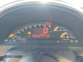 2005 Honda S2000 z VIN JHMAP21465S000043, wystawiony jako IAAI lot #42239018 z przebiegiem 165 466 mil mil oraz . Historia ofert i sprzedaży dostępna na DreamBid. Obrazek 7.