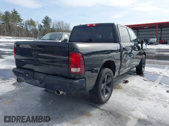 2015 Ram 1500 Express z VIN 1C6RR7KT0FS503853, wystawiony jako IAAI lot #41607074 z przebiegiem 194 520 mil mil oraz . Historia ofert i sprzedaży dostępna na DreamBid. Obrazek 4.