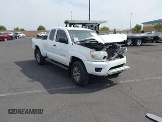 2014 Toyota Tacoma PreRunner with VIN 5TFTX4GN2EX027619, listed as a IAAI auction lot 42520755 with 61,578 mi miles and . Bid and sale history available at DreamBid. Image 1.