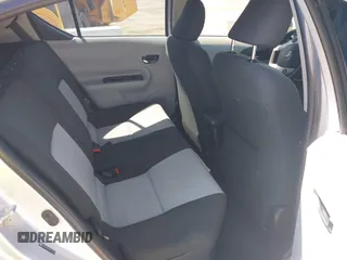 2013 Toyota Prius One z VIN JTDKDTB30D1041802, wystawiony jako IAAI lot #42207972 z przebiegiem 233 300 mil mil oraz . Historia ofert i sprzedaży dostępna na DreamBid. Obrazek 8.