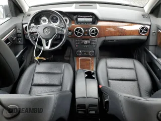 2014 Mercedes-Benz GLK 250 with VIN WDCGG0EB3EG195413, listed as a Copart auction lot 50622035 with 174,459 mi miles and Salvage Title. Bid and sale history available at DreamBid. Image 8.
