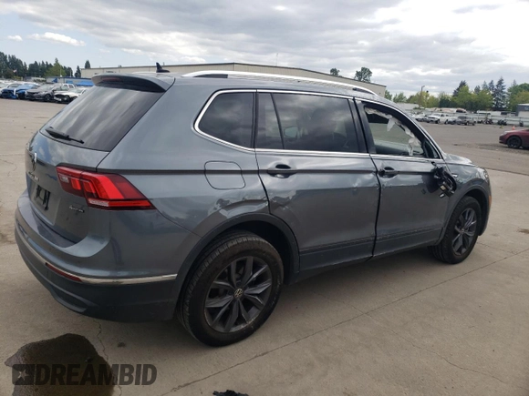 2023 Volkswagen Tiguan SE с VIN 3VVMB7AX7PM008282, выставлен на аукционе Copart как лот 55639525 с пробегом 32 490 миль миль и Списание • Salvage title. История ставок и продаж доступна на DreamBid. Изображение 3.