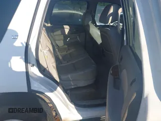 2007 Chevrolet Tahoe LT z VIN 1GNEK13047R111746, wystawiony jako IAAI lot #42511260 z przebiegiem 183 783 mil mil oraz . Historia ofert i sprzedaży dostępna na DreamBid. Obrazek 8.