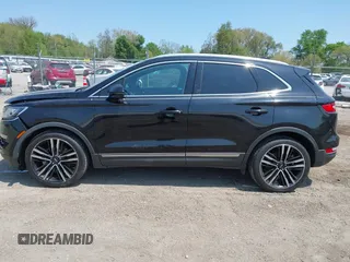 2017 Lincoln MKC Reserve с VIN 5LMTJ3DH8HUL49710, выставлен на аукционе IAAI как лот 42224457 с пробегом 106 392 миль миль и . История ставок и продаж доступна на DreamBid. Изображение 14.