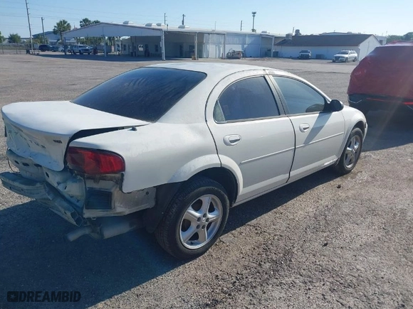 2005 Dodge Stratus Sdn SXT with VIN 1B3EL46X95N568803, listed as a IAAI auction lot 41467555 with 122,610 mi miles. Bid and sale history available at carsss.com. Image 4.