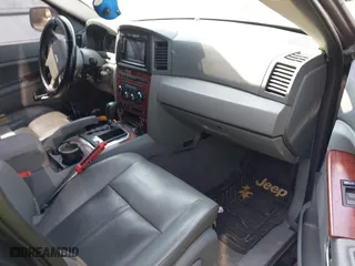 2005 Jeep Grand Cherokee Limited with VIN 1J8HR58245C519482, listed as a IAAI auction lot 41799890 with 180,486 mi miles. Bid and sale history available at carsss.com. Image 5.
