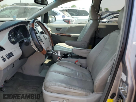 2013 Toyota Sienna XLE with VIN 5TDDK3DC2DS056770, listed as a Copart auction lot 59662405 with 204,266 mi miles and Salvage title. Bid and sale history available at DreamBid. Image 7.