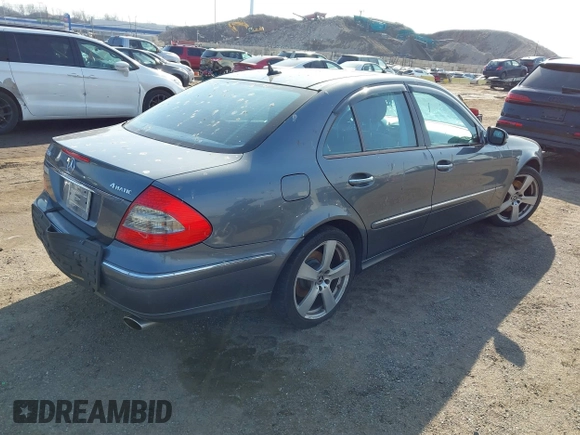2007 Mercedes-Benz E-Class 3.5L with VIN WDBUF87X97B144564, listed as a IAAI auction lot 41625811 with 138,703 mi miles. Bid and sale history available at carsss.com. Image 4.