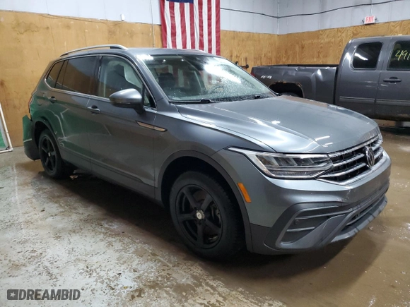 2023 Volkswagen Tiguan SE with VIN 3VVMB7AX1PM011274, listed as a Copart auction lot 48601205 with 17,831 mi miles and Non Repairable. Bid and sale history available at carsss.com. Image 4.