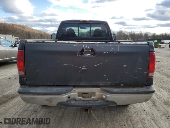 2000 Ford F-250 with VIN 1FTNF21S9YEA14056, listed as a Copart auction lot 80151994 with 165,477 mi miles and Salvage title. Bid and sale history available at DreamBid. Image 10.