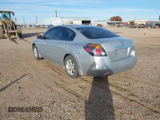 2008 Nissan Altima 2.5 with VIN 1N4AL21E58N537453, listed as a IAAI auction lot 40926249 with 69,150 mi miles. Bid and sale history available at carsss.com. Image 3.