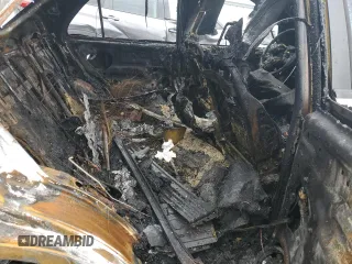 2008 Kia Sorento EX z VIN KNDJD736885840110, wystawiony jako Copart lot #57787515 z przebiegiem Nie podano mil oraz Szkoda całkowita • Salvage title. Historia ofert i sprzedaży dostępna na DreamBid. Obrazek 11.